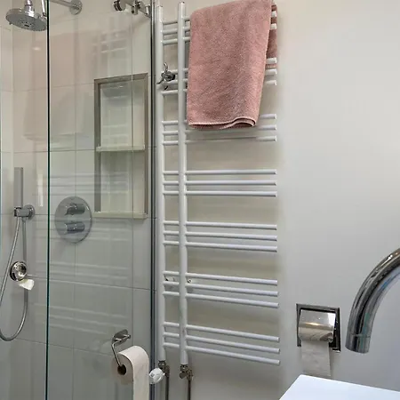 Stunning In With Wifi *